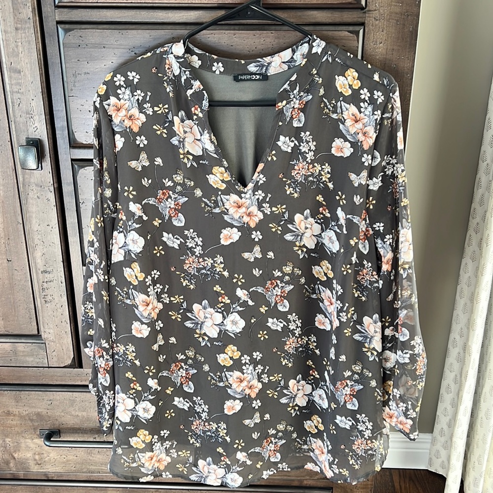 Paper moon floral blouse